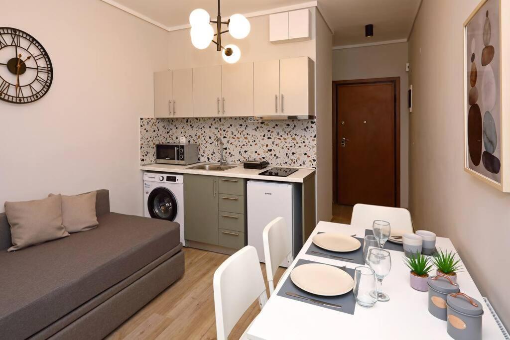 Egnatia Downtown, Urban Apartments B Thessaloniki Exterior photo