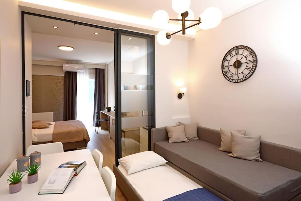 Egnatia Downtown, Urban Apartments B Thessaloniki Exterior photo